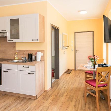 Weingut Pawis Appartements Freyburg Bilik gambar