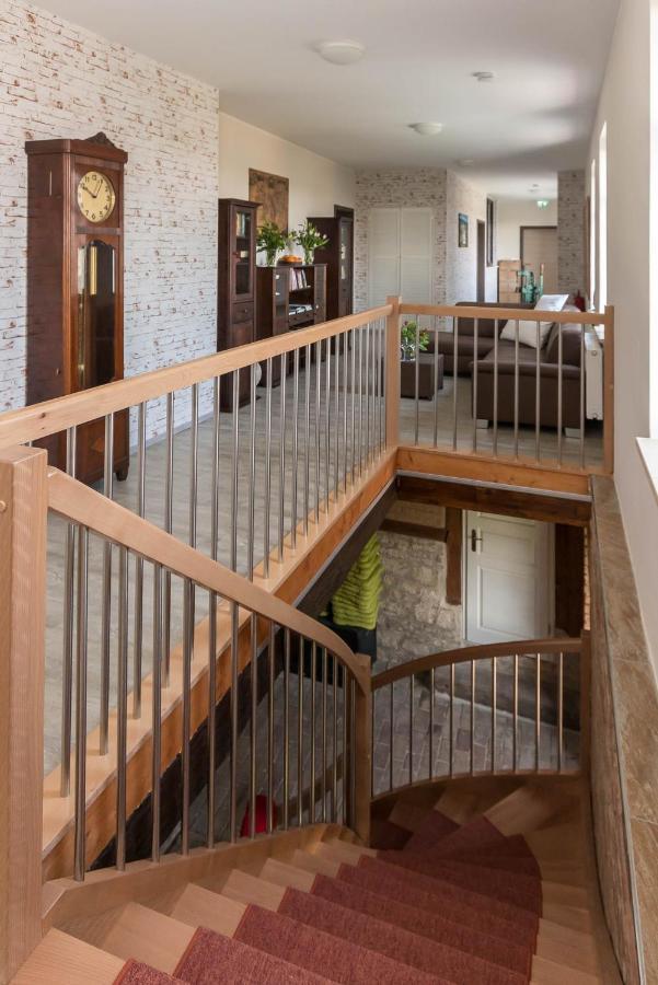 Weingut Pawis Appartements Freyburg Luaran gambar