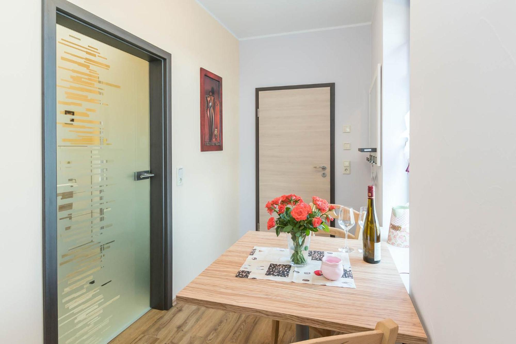Weingut Pawis Appartements Freyburg Bilik gambar
